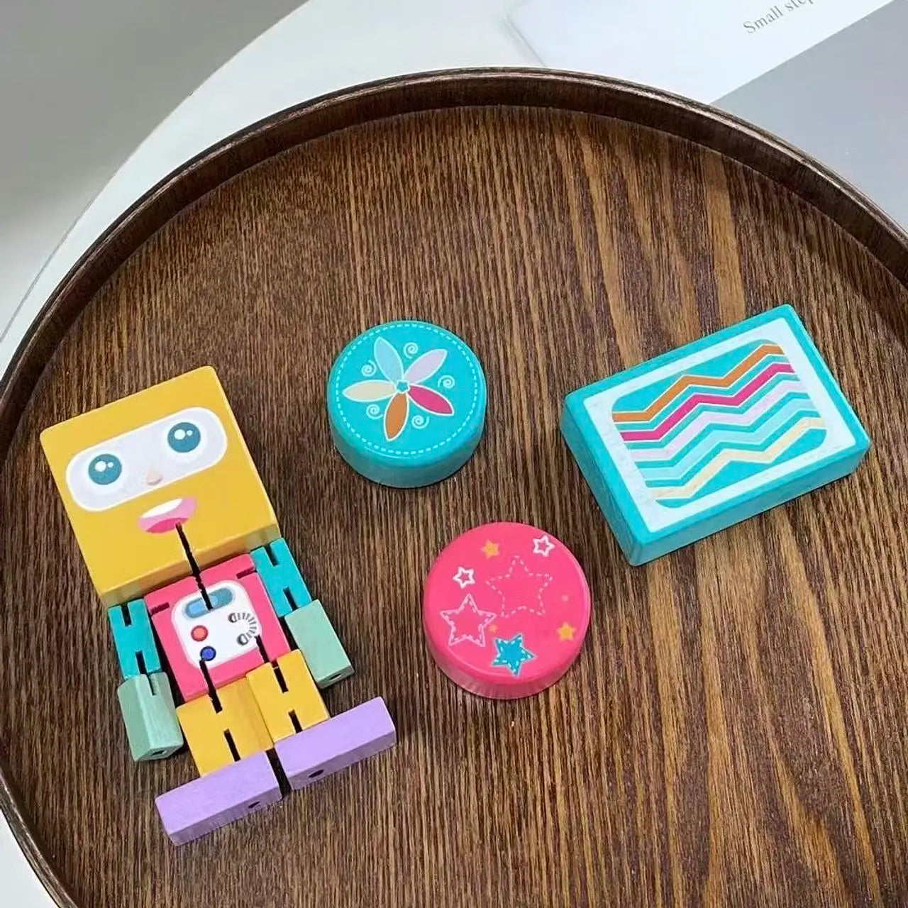 Robot Equilibrista de Madera – Big Head Robot