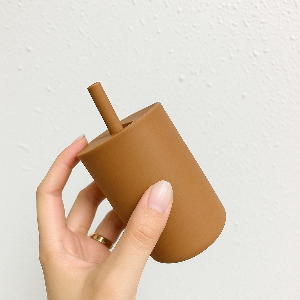 Vaso Antiderrame de Silicona con Bombilla – 250 ml