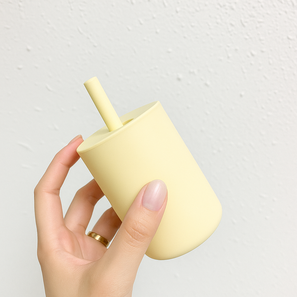 Vaso Antiderrame de Silicona con Bombilla – 250 ml